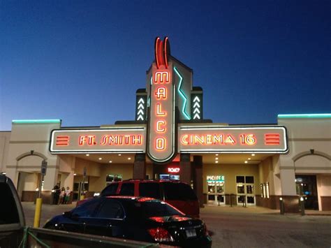 movie theater fort smith ar